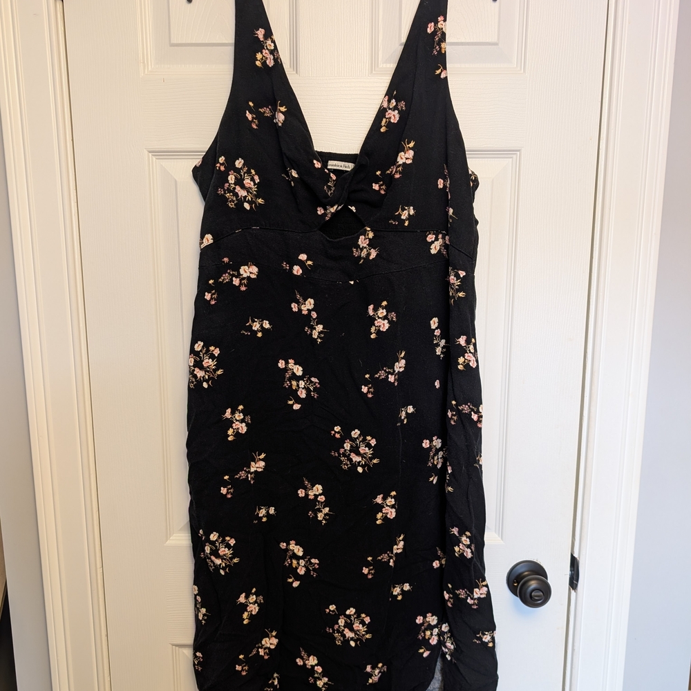 Abercrombie And Fitch XL Floral Black Dress